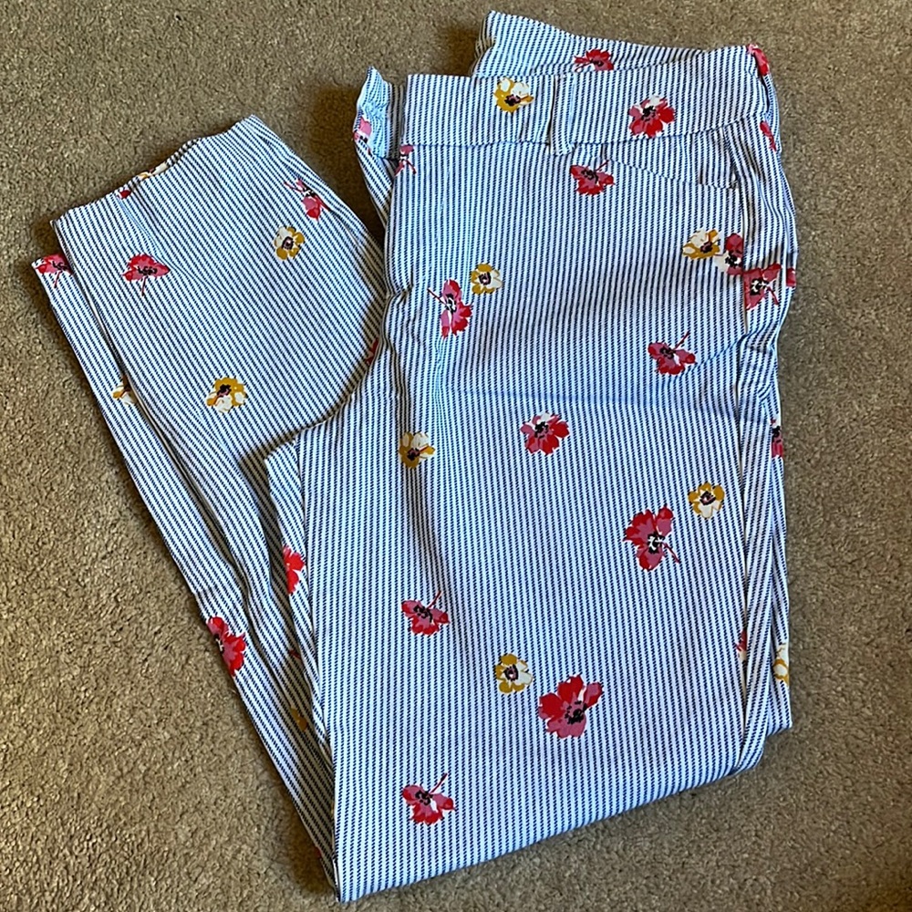 Old navy pixie crop pants size 10